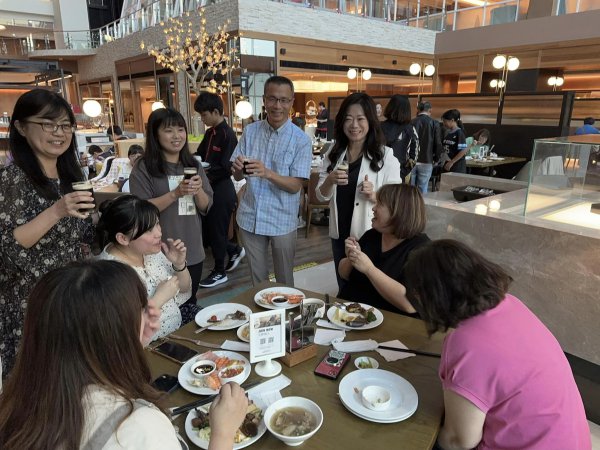 小太陽戲劇社慶功宴